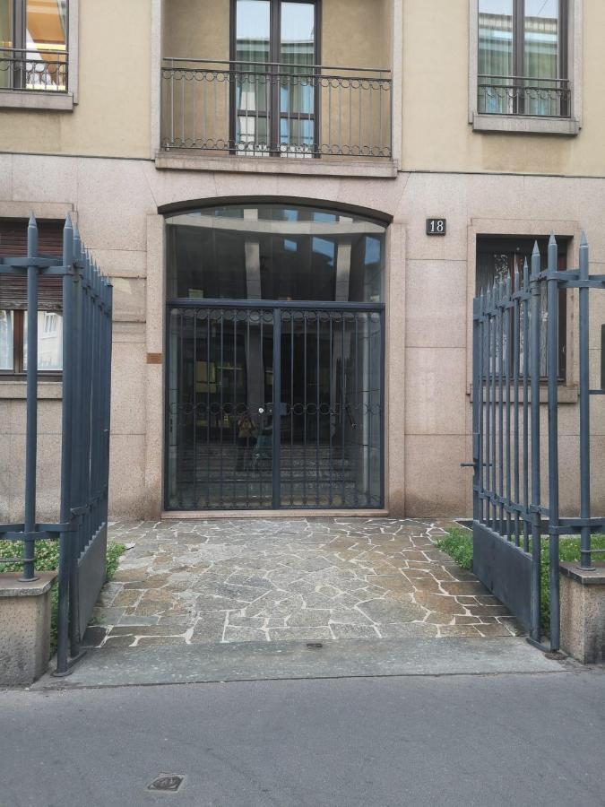 La Casa Colorata - Flats In Milan - Porta Romana Buitenkant foto